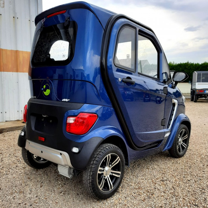 AUTO SANS PERMIS ELECTRIQUE E-PAULINE BLEUE