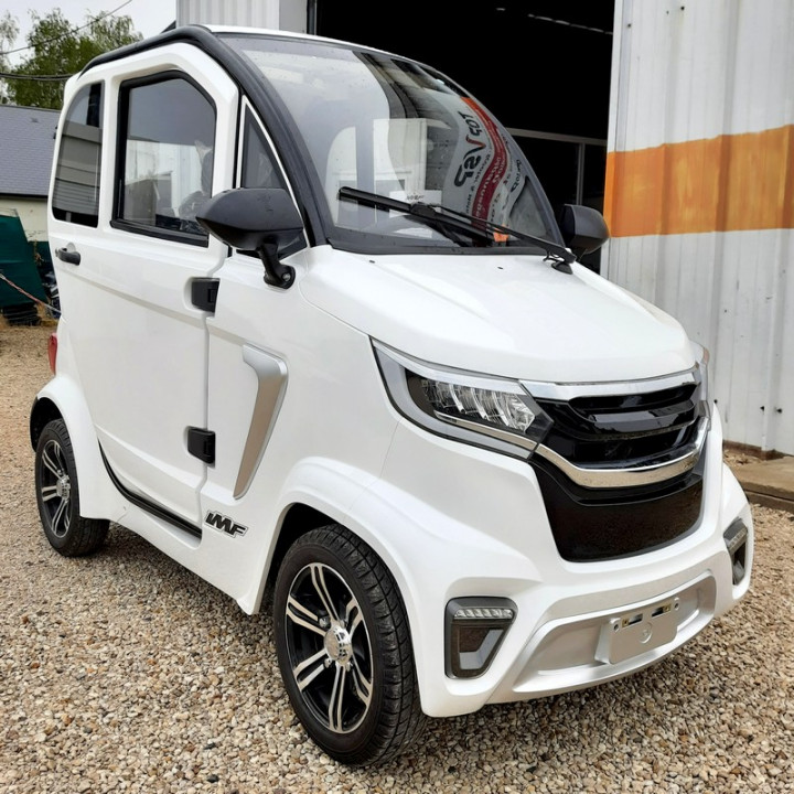 AUTO SANS PERMIS ELECTRIQUE E-PAULINE BLANCHE