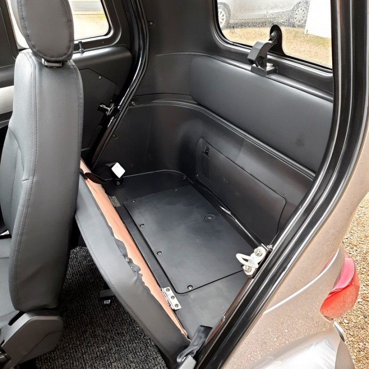 AUTO SANS PERMIS ELECTRIQUE E-PAULINE GRISE